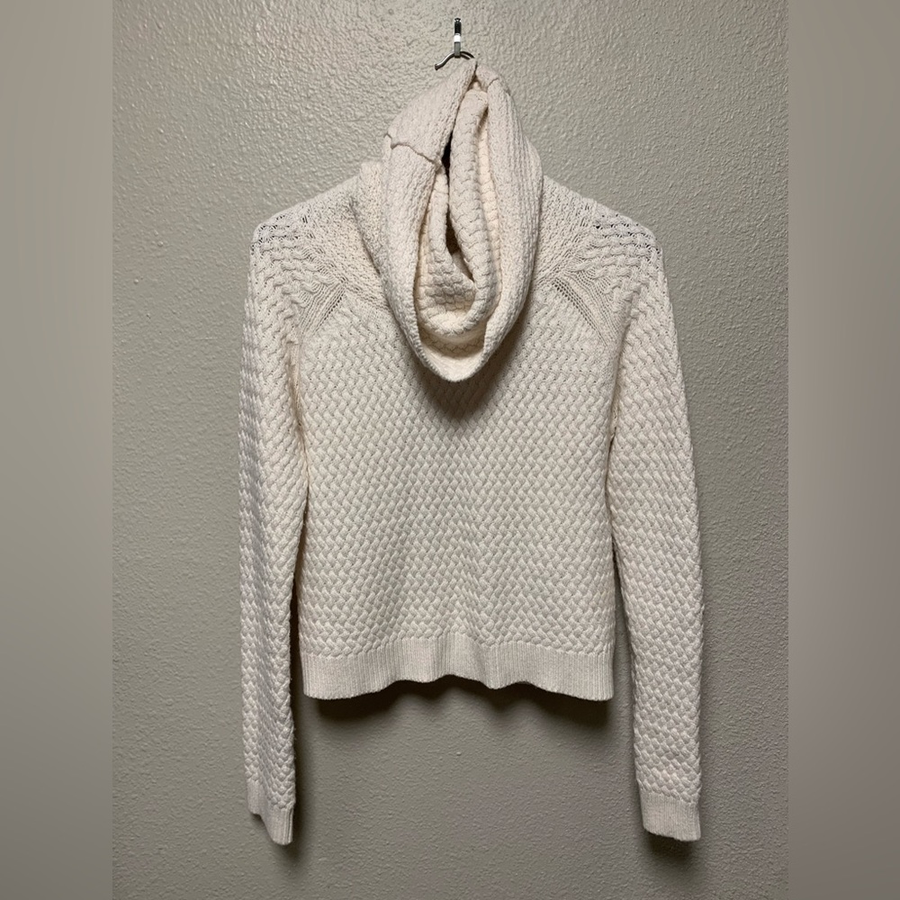 New York & Company Sz M women’s pearl white thick cowl-neck chunky sweater cozy - Picture 4 of 14